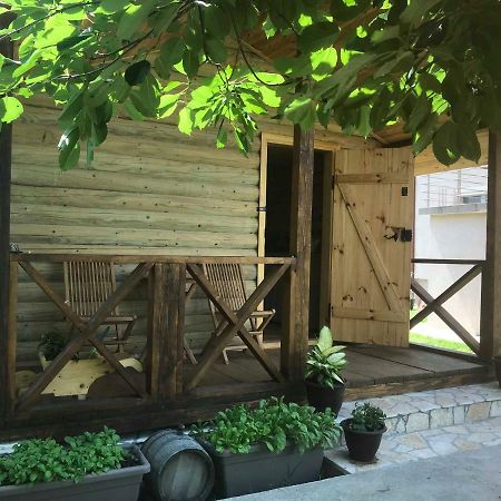 Eko Apartmani Krackovic Golubovci エクステリア 写真