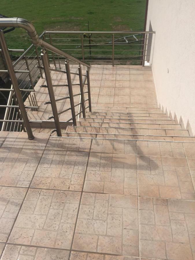 Eko Apartmani Krackovic Golubovci エクステリア 写真