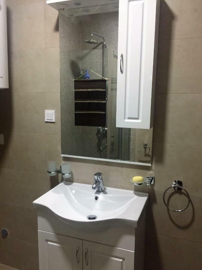 Eko Apartmani Krackovic Golubovci エクステリア 写真